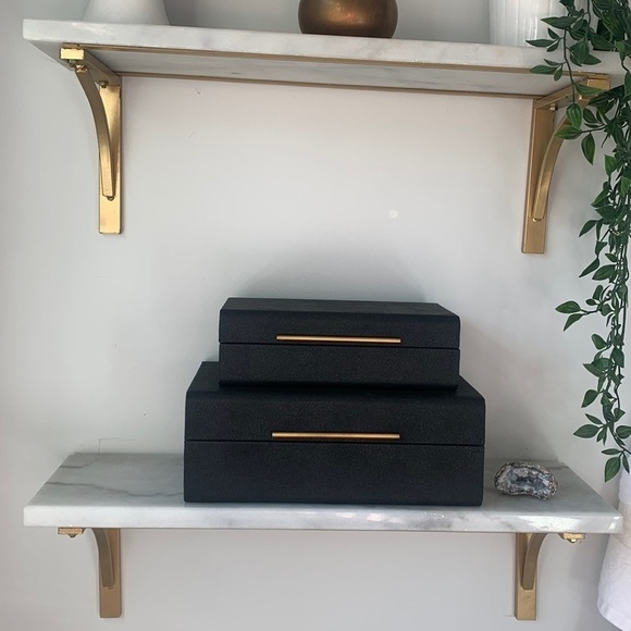 Set‎ of two MCM storage boxes black gold textured - Picture 2 of 5